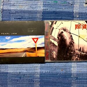Bundle 2x Pearl Jam CDs- Ten and Yield